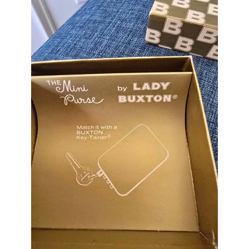 Vintage Lady Buxton Gold Glitter Mini Purse Kiss Lock Wallet with Original Box